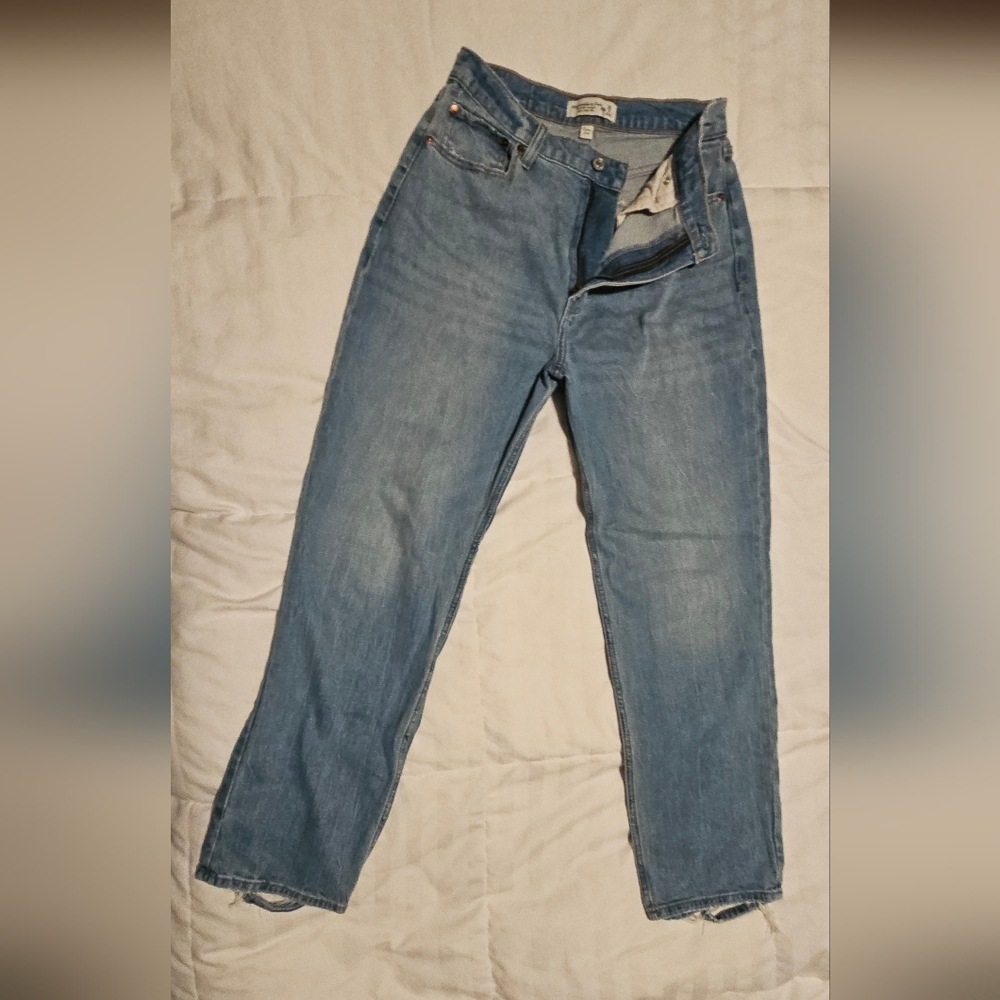 A&F The Ankle Straight Ultra High Rise Curve Love Jeans 29/8L